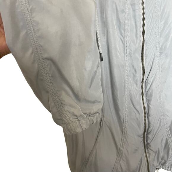 Athleta Luminous Anorak Long Sleeve Front Zip Hoodie Jacket Gray Size XL - Picture 4 of 10